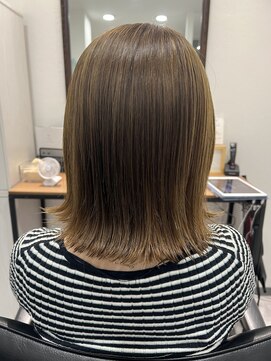 ヴィジュアリスト(VISUALIST) ミルクティベージュ