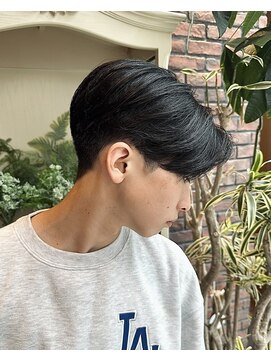 トゥイン 八王子(TWIN) センターパート/ツーブロック/刈り上げ/八王子/メンズパーマ