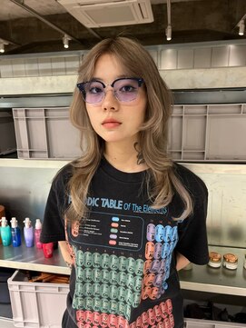 リム(LIM) ハイレイヤーハスキーベージュ