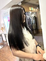 エルサザビューティー 神戸三宮(Elsa the beauty) 艶髪"オリーブグレージュ"