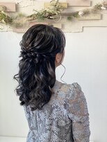 結婚式お呼ばれゆるふわハーフアップ