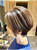 ショートスタイル×明るい白髪染め