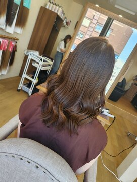 ミラシィ 成田(Mirashy) ハイライトカラーミルクティーベージュレイヤーカット