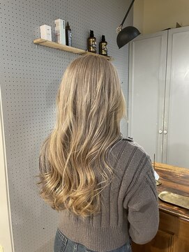 ラべリー 池袋(LOVELEY) ミルクティーベージュ【池袋】