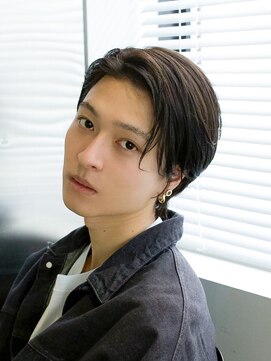 ロウ 銀座(RAW) ナチュラルセンターパート　銀座　毛流れセンターパート