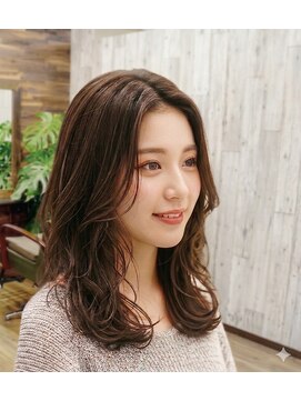 セルンティーヘアー(CERNE tie hair) シアーショコラ・ウェーブセミディ