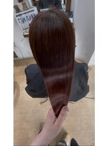 カラーサロンビスカリア 相模原エリア 淵野辺駅店(Color salon Biscaria) 艶感引き立つカシスブラウン髪質改善カラー
