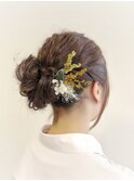 大人女性にも合う編み込みなしのルーズアップ