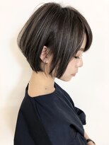 キアラ(Kchiara)&nbsp;簡単スタイリング前下がりショート/kchiara川野直人