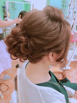 ヘアセットサロン アッシュ 神戸三宮(Ash) カジュアル×キレイめスタイル