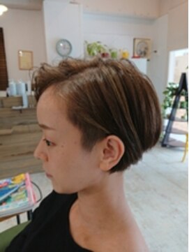 ルピナス(Lupinas) 借り上げボブ