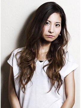 グレープバイン 港南台(GRAPEVINES) 大人の王道ロングスタイル