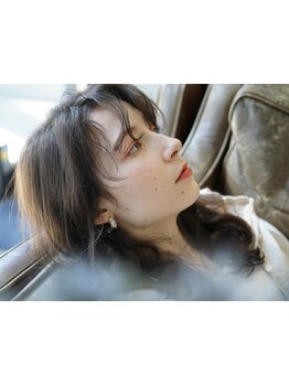 《SHE SALON》表参道出身Stylistの卓越した技術で乾かすだけでキマる!!どこから見ても綺麗なシルエットへ♪