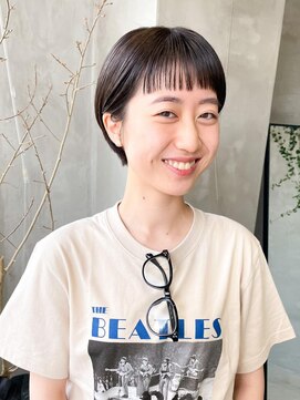 テトヘアー(teto hair) オン眉ショートショートボブ黒髪暗髪スリークベリーショート