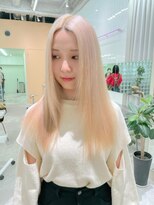 ユーリ(JUURI)&nbsp;ブロンド / ホワイトブロンド / ロングヘア