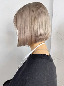 アルバム 新宿(ALBUM SHINJUKU) ホワイトベージュボブ_大人ガーリーチョコレート_ba363951