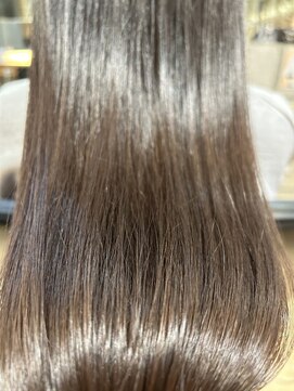 アローズ 栄町店(HELLO'S) 《HELLO'S 栄町店》 美髪ストレート 【佐藤 翔太】