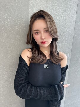 ロンド レア 天神大名店(Lond Le’a) ピンクカラー/暖色カラー/レイヤーカット/韓国ヘア/顔周りカット