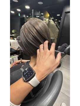 ランベリー(LANVERY) 大人のミニマルボブ　ブリーチなしオリーブグレー