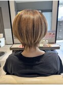ショートボブ
