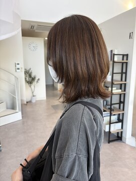 リコット 浦和美園(Liecot) 【airi】ミディアムウルフ×グレーカラー