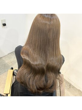 ニナ 梅田(nina) 赤み撲滅ベージュカラー