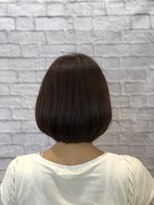 ミーティア バイ クアトロ(Meteor By QUATRO) ツヤ感抜群ボブスタイル
