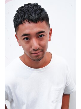 メリケンバーバーショップ コウベ(MERICAN BARBERSHOP KOBE) ワイルドツーブロック刈り上げクロップm1