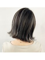 オル(Olu)&nbsp;【MASAYA】シルクハイライトカラー×切りっぱなしボブ