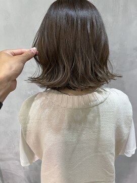 キチ(kichi.) [kichi.] ロブ×くすみベージュ