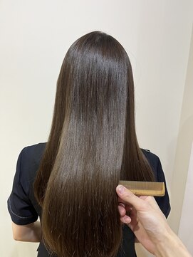 キュア 表参道(CURE) 黒髪/グレージュカラー/ココアベージュ/ヘルシーロング[表参道]