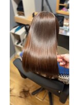 スリーク バイ ロイ 円町本店(sleek by roy)&nbsp;ここでしかできない柔らかストレート。