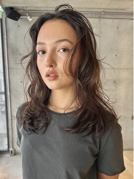 スクリーンギンザメゾン 銀座(SCREEN GINZA MAISON.) 黒髪カタログ/クラゲヘアー/オリーブ/銀座