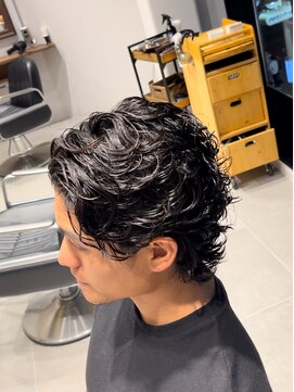 グルーマーズトウキョウ(GROOMER/S TOKYO) 【GROOMER/S】 ラフカール パーマ スタイル スペインカール