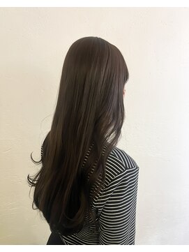 テューア ヘア ガーデン(tua hair garden) 柔らかい暗めオリーブカラー