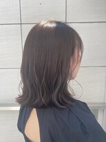 セラ(Cela)&nbsp;透け感たっぷり！アッシュブラウンカラー