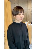 コンパクトマッシュショート×デザインハイライト