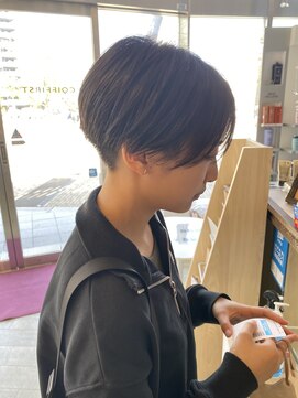 コワファースト 大分(COIFF1RST) 刈上げ女子