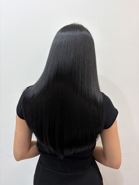 30代　究極の艶髪ブラック