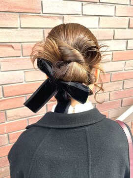 アース 市ヶ谷店(HAIR&MAKE EARTH) 20代30代お呼ばれ◎韓国風艶カチモリタイトシニヨン