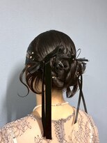 ヒュミ(hymy)&nbsp;結婚式参列に♪/お呼ばれヘア/おとなっぽヘア/ゆるふあ/カチモリ