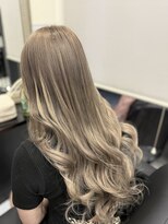 ヘアーデザイン ジェルム(Hair Design germe)&nbsp;シルバーベージュ  MAYUKO