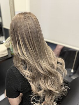 ヘアーデザイン ジェルム(Hair Design germe) シルバーベージュ  MAYUKO