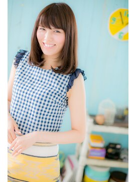 ミック 日暮里店(miq) キラめくツヤ感で ”きちんと感” ストレート【miq日暮里】