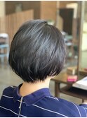 クセを活かしたショートスタイル