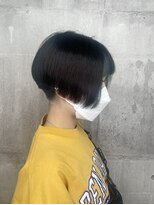 アンダーバーホワイト 浜松店(_WHITE) 前下がり重ためハンサムショート m