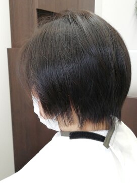 ハチガレージ(8GARAGE) ショートボブ