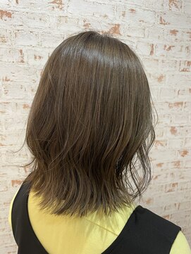 レフアヘアーガーデン(Lehua Hair Garden) 外ハネミディアム×柔らかアッシュラベンダーカラー