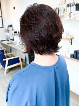 メッケ(MeKKe) 外ハネくびれヘア