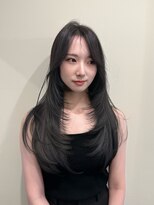 ユニコ(unico)&nbsp;韓国風/韓国ヘア/レイヤースタイル/小顔